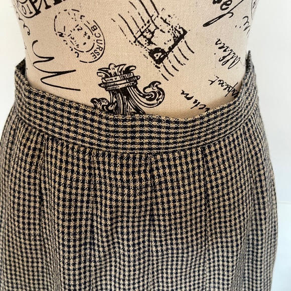 Lloyd New York skirt - Picture 7 of 11